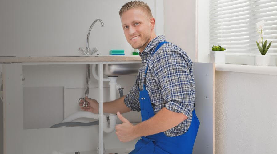 Expert burst pipe repair services in Rudolph, OH